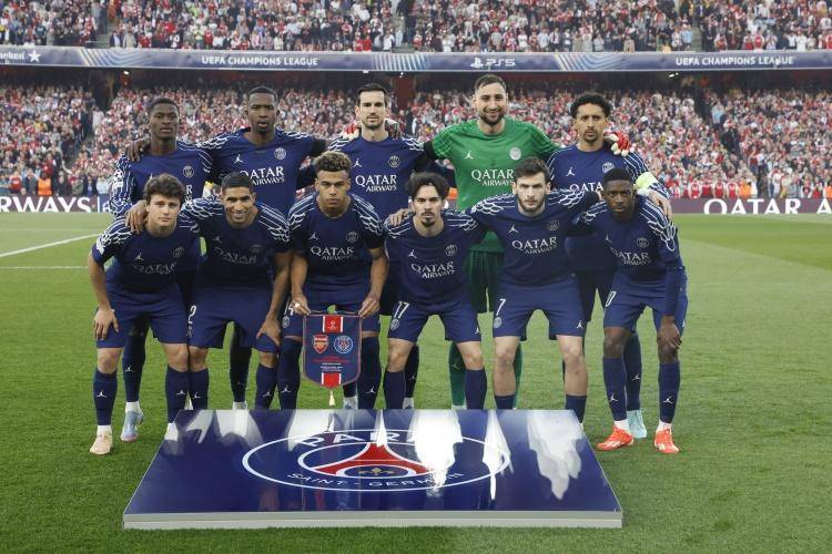 法甲三强齐聚欧冠！巴黎圣日耳曼、马赛、摩纳哥携手冲击欧洲之巅，历史战绩与未来展望全解析！