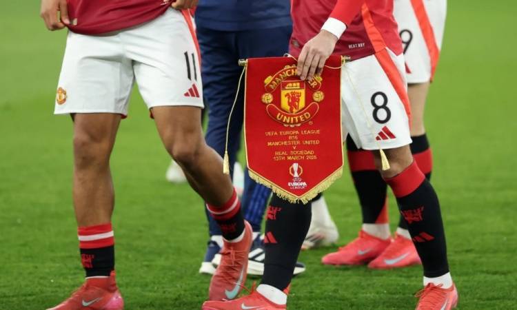 球迷不满曼联取消赛前互赠礼品：真不敢相信我们到了这个地步！